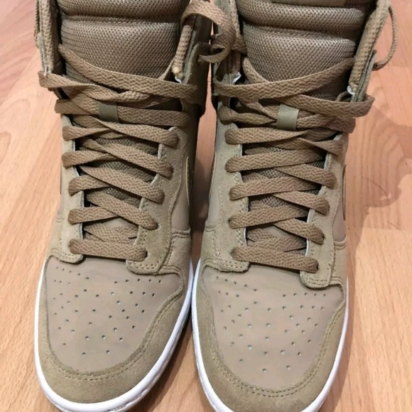 Nike Dunk Sky Hi Wedge brown Desert Camo women siz - Picture 2 of 6